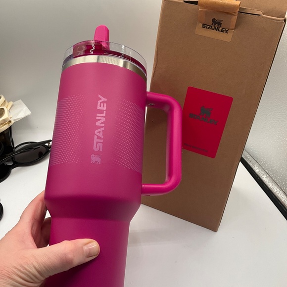 STANLEY QUENCHER PROTOUR FLIP STRAW TUMBLER 1.18L 40oz - Picture 4 of 5